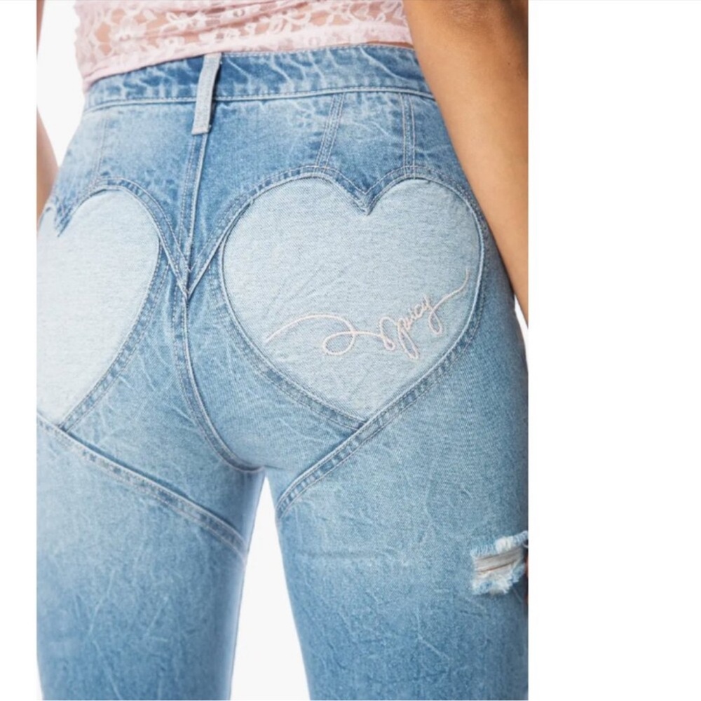 NWT Juicy Couture Two Hearts Distressed Straight Leg Jeans Blue Size 30 - Picture 2 of 6